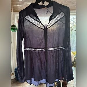 LUSH Flowy light indigo Blouse with gorgeous lace detail w collar long sleeve